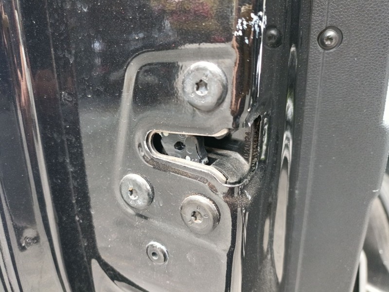 Recambio de cerradura puerta delantera izquierda para renault trafic iii autobús (jg_) 2.0 dci 150 (jgmu) referencia OEM IAM   