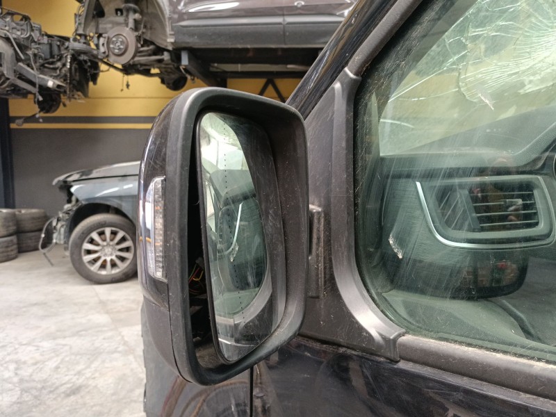 Recambio de retrovisor izquierdo electrico para renault trafic iii autobús (jg_) 2.0 dci 150 (jgmu) referencia OEM IAM   