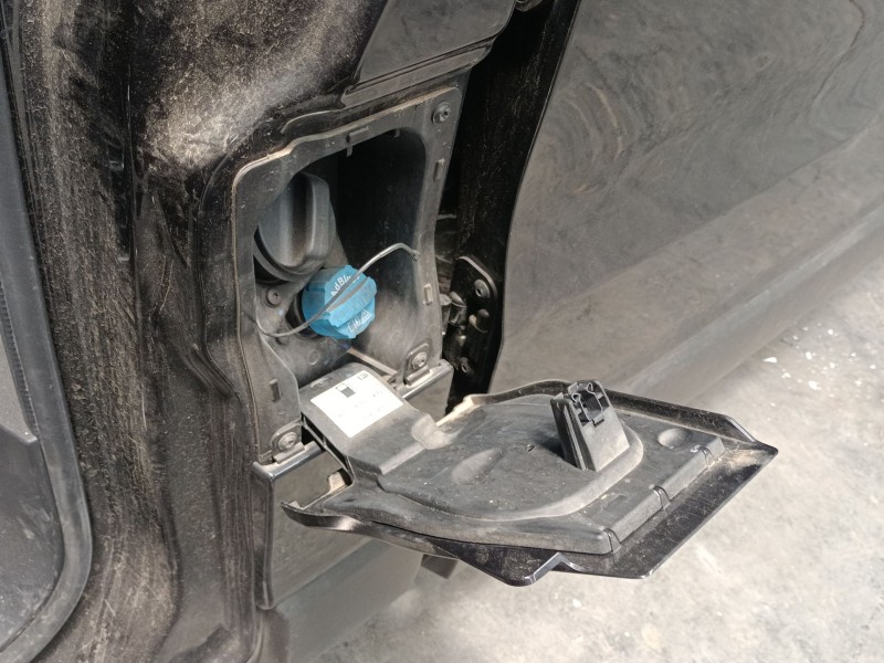 Recambio de tapa exterior combustible para renault trafic iii autobús (jg_) 2.0 dci 150 (jgmu) referencia OEM IAM   