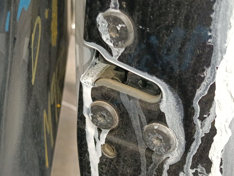 Recambio de cerradura puerta trasera derecha para renault trafic iii autobús (jg_) 2.0 dci 150 (jgmu) referencia OEM IAM   