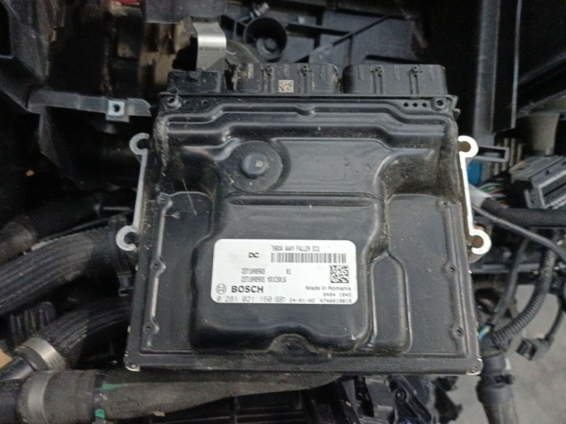 Recambio de centralita motor uce para renault trafic iii autobús (jg_) 2.0 dci 150 (jgmu) referencia OEM IAM 237109896S 02810211