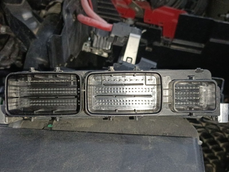 Recambio de centralita motor uce para renault trafic iii autobús (jg_) 2.0 dci 150 (jgmu) referencia OEM IAM 237109896S 02810211