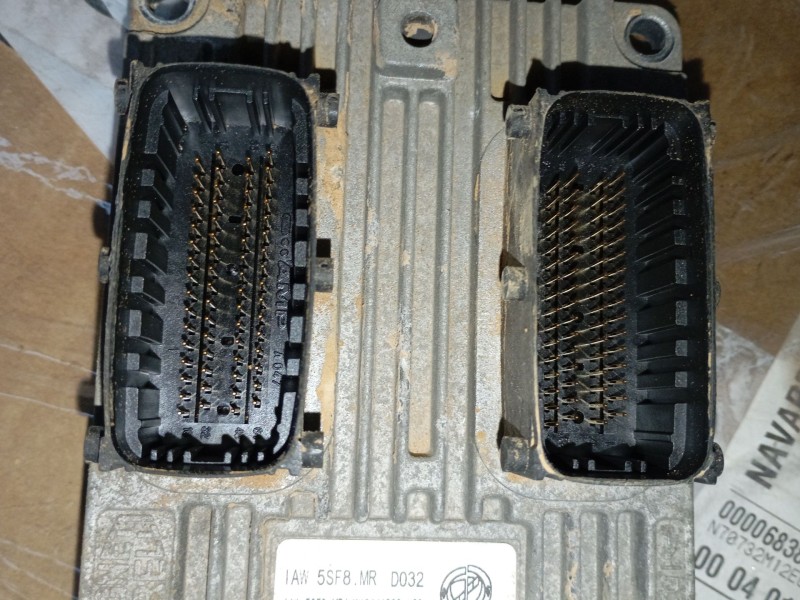 Recambio de centralita motor uce para fiat 500 (312_) 1.2 (312axa1a) referencia OEM IAM 51829843  