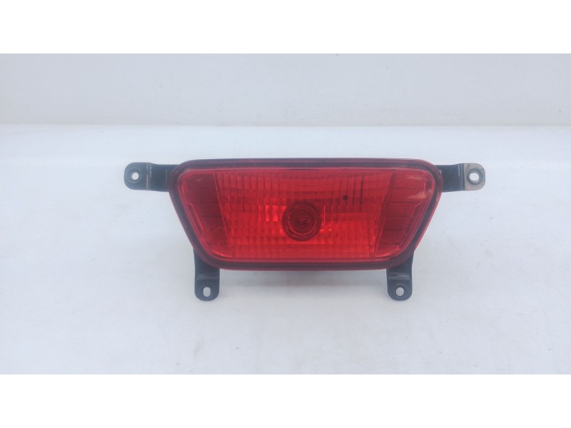 Recambio de piloto trasero central para ssangyong tivoli 1.2 referencia OEM IAM   