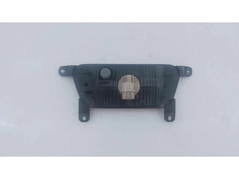 Recambio de piloto trasero central para ssangyong tivoli 1.2 referencia OEM IAM   