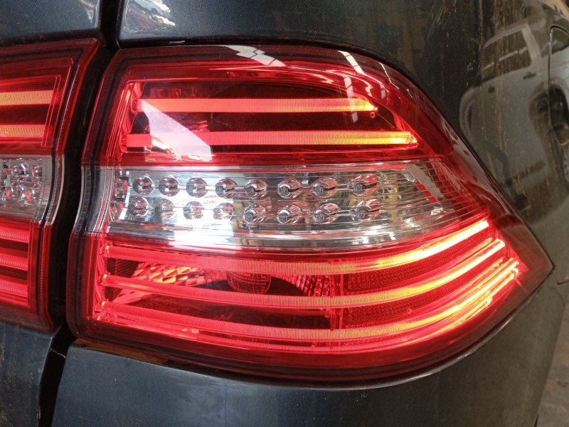 Recambio de piloto trasero derecho para mercedes-benz clase m (w166) ml 350 bluetec 4-matic (166.024, 166.023) referencia OEM IA