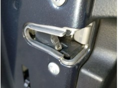 CERRADURA PUERTA TRASERA IZQUIERDA 