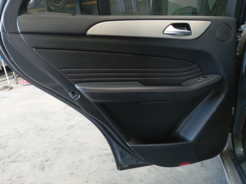 Recambio de guarnecido puerta trasera izquierda para mercedes-benz clase m (w166) ml 350 bluetec 4-matic (166.024, 166.023) refe
