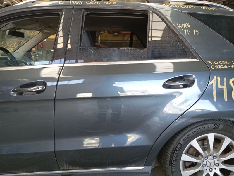 Recambio de puerta trasera izquierda para mercedes-benz clase m (w166) ml 350 bluetec 4-matic (166.024, 166.023) referencia OEM 