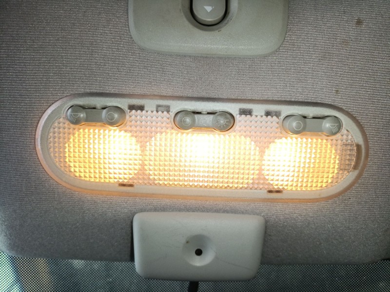 Recambio de luz interior para nissan qashqai i (j10, nj10) 1.5 dci referencia OEM IAM   