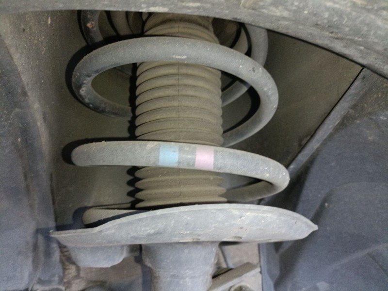 Recambio de amortiguador delantero izquierdo para nissan qashqai i (j10, nj10) 1.5 dci referencia OEM IAM   