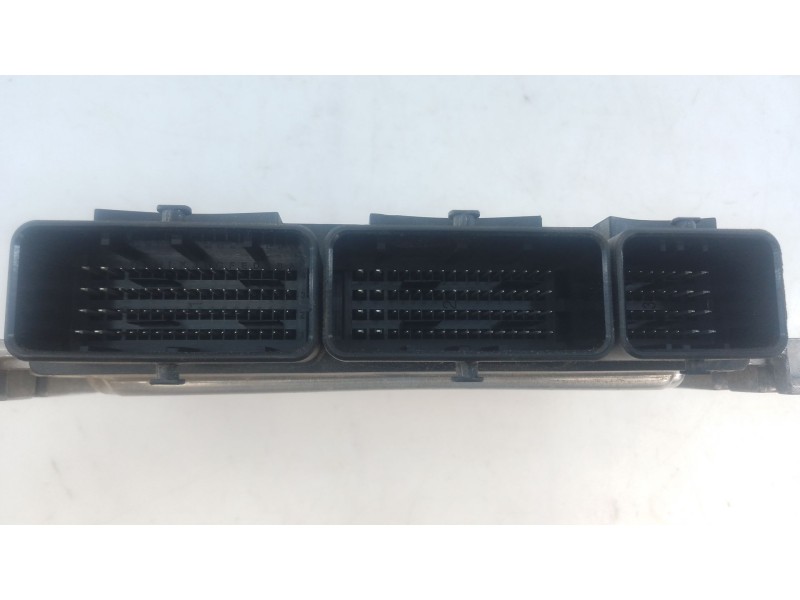 Recambio de centralita motor uce para nissan x-trail iii (t32_, t32r, t32rr) 1.6 dci (t32) referencia OEM IAM 237104BE1A 0281033