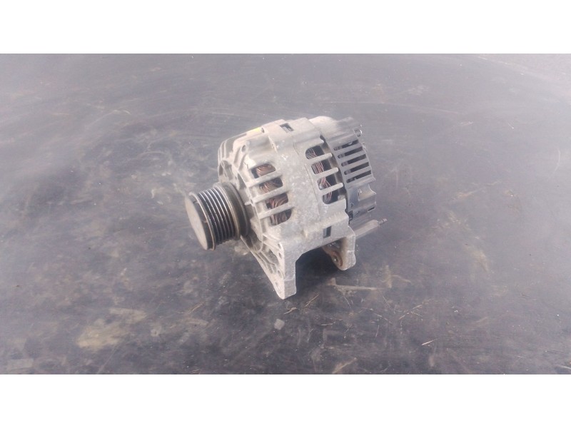 Recambio de alternador para seat ibiza iv (6j5, 6p1) 1.9 tdi referencia OEM IAM   