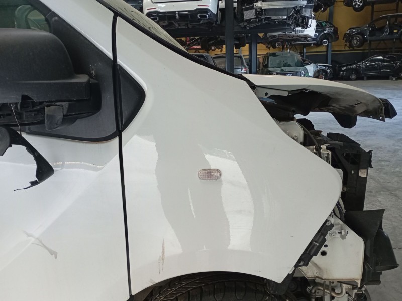 Recambio de aleta delantera derecha para renault trafic iii furgoneta (fg_) 1.6 dci 120 (fgmb) referencia OEM IAM   