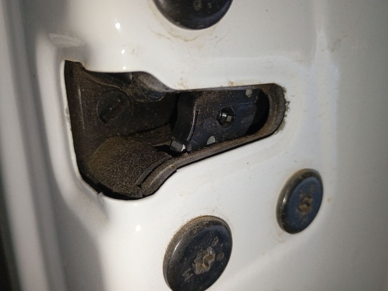 Recambio de cerradura puerta delantera derecha para renault trafic iii furgoneta (fg_) 1.6 dci 120 (fgmb) referencia OEM IAM   
