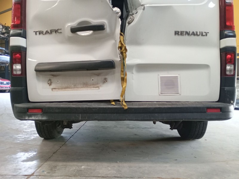 Recambio de paragolpes trasero para renault trafic iii furgoneta (fg_) 1.6 dci 120 (fgmb) referencia OEM IAM   