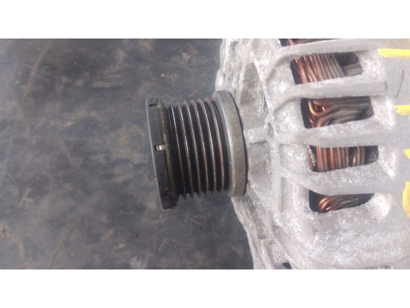 Recambio de alternador para renault megane iii hatchback (bz0/1_, b3_) 1.2 tce (bz2b, bz11) referencia OEM IAM   