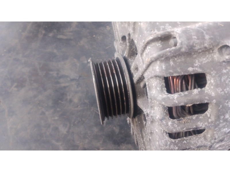 Recambio de alternador para bmw 1 (e81) 116 d referencia OEM IAM   