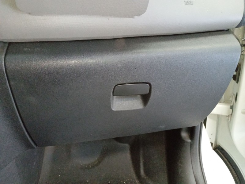 Recambio de guantera para renault trafic iii furgoneta (fg_) 1.6 dci 120 (fgmb) referencia OEM IAM   