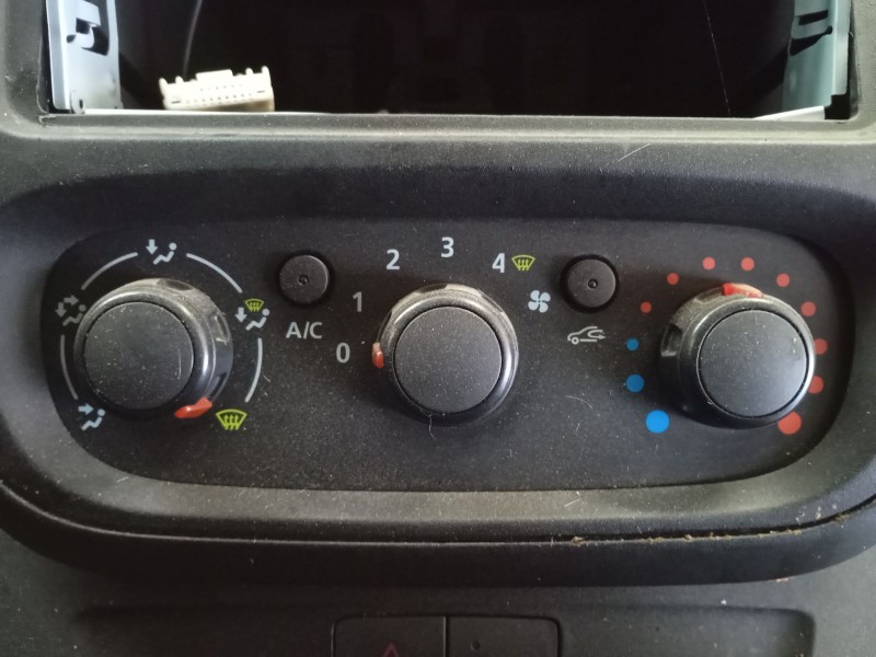 Recambio de mando calefaccion / aire acondicionado para renault trafic iii furgoneta (fg_) 1.6 dci 120 (fgmb) referencia OEM IAM
