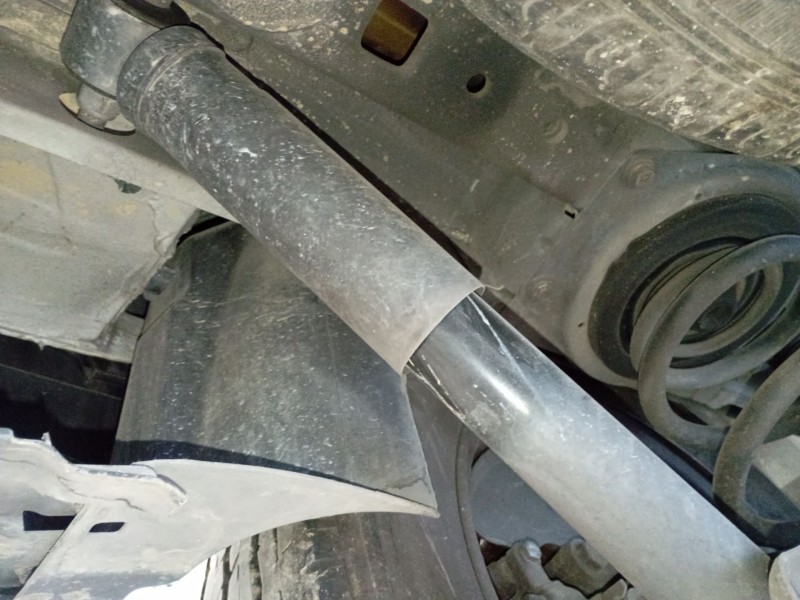 Recambio de amortiguador trasero izquierdo para renault trafic iii furgoneta (fg_) 1.6 dci 120 (fgmb) referencia OEM IAM   