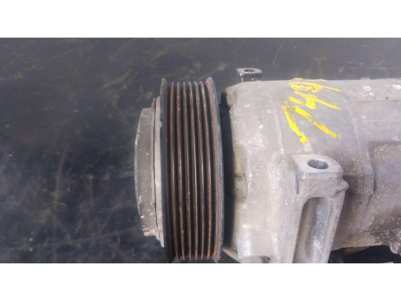 Recambio de compresor aire acondicionado para renault megane iii hatchback (bz0/1_, b3_) 1.2 tce (bz2b, bz11) referencia OEM IAM