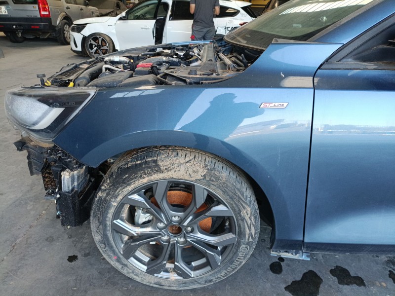 Recambio de aleta delantera izquierda para ford focus iv (hn) 1.5 ecoblue referencia OEM IAM   