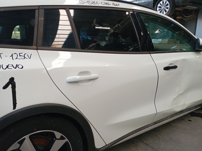 Recambio de puerta trasera derecha para ford focus iv turnier (hp) 1.0 ecoboost mhev referencia OEM IAM   