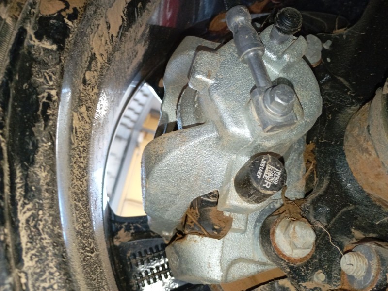 Recambio de pinza freno delantera derecha para ford focus iv turnier (hp) 1.0 ecoboost mhev referencia OEM IAM   