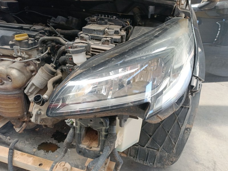Recambio de faro izquierdo para opel corsa e (x15) 1.4 (08, 68) referencia OEM IAM   
