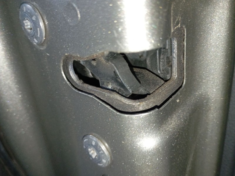 Recambio de cerradura puerta trasera izquierda para peugeot 5008 (0u_, 0e_) 1.6 hdi referencia OEM IAM   
