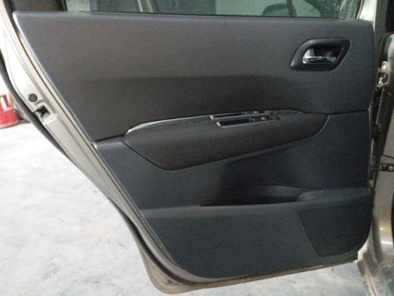 Recambio de guarnecido puerta trasera izquierda para peugeot 5008 (0u_, 0e_) 1.6 hdi referencia OEM IAM   