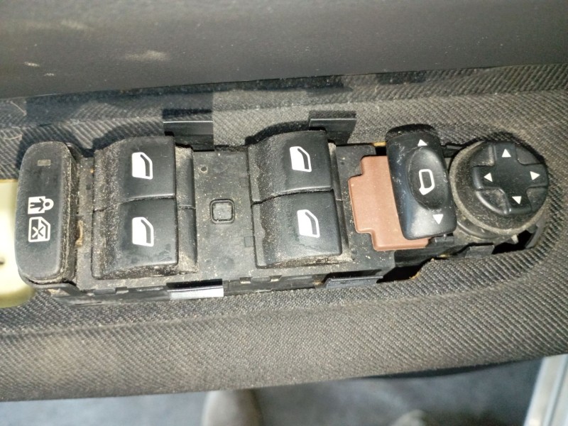 Recambio de mando elevalunas delantero izquierdo para peugeot 5008 (0u_, 0e_) 1.6 hdi referencia OEM IAM   