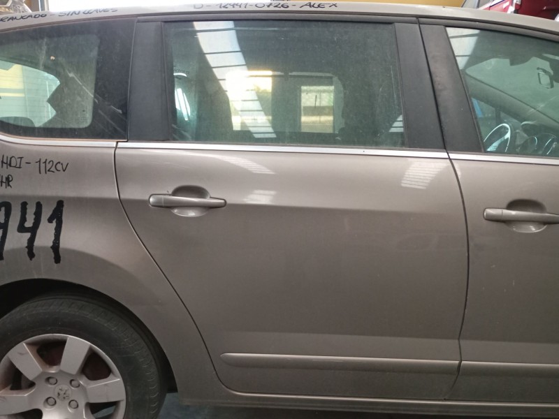 Recambio de puerta trasera derecha para peugeot 5008 (0u_, 0e_) 1.6 hdi referencia OEM IAM   