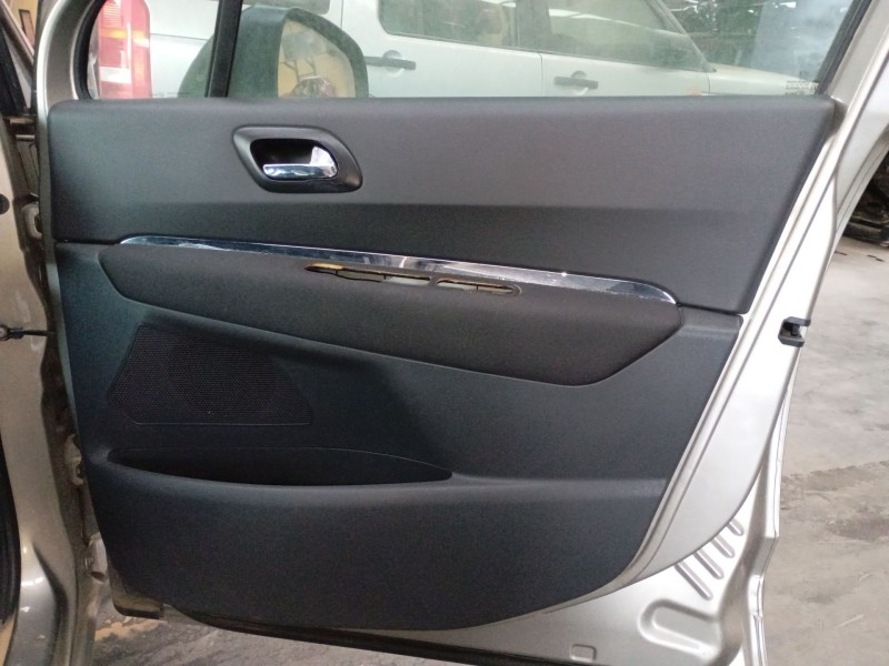 Recambio de guarnecido puerta delantera derecha para peugeot 5008 (0u_, 0e_) 1.6 hdi referencia OEM IAM   