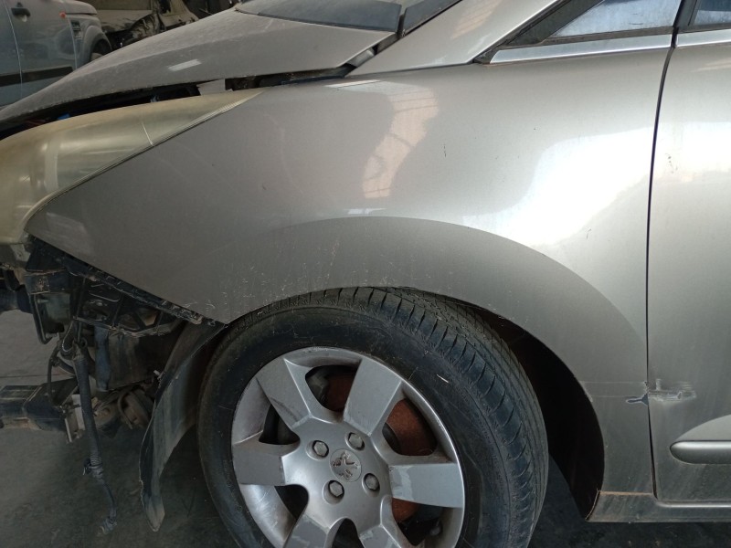Recambio de aleta delantera izquierda para peugeot 5008 (0u_, 0e_) 1.6 hdi referencia OEM IAM   