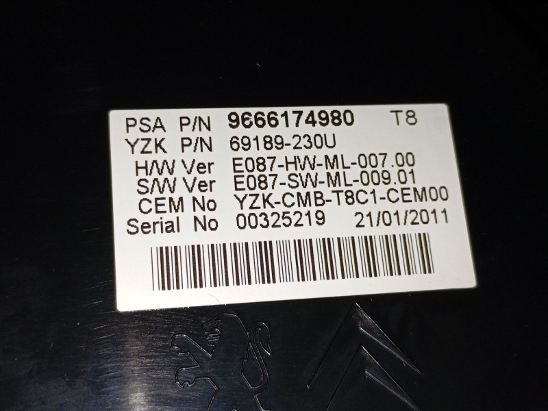 Recambio de cuadro instrumentos para peugeot 5008 (0u_, 0e_) 1.6 hdi referencia OEM IAM 9666174980  