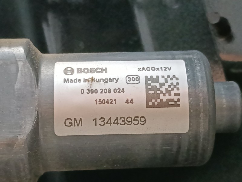 Recambio de motor limpia trasero para opel corsa e (x15) 1.4 (08, 68) referencia OEM IAM 13443959  