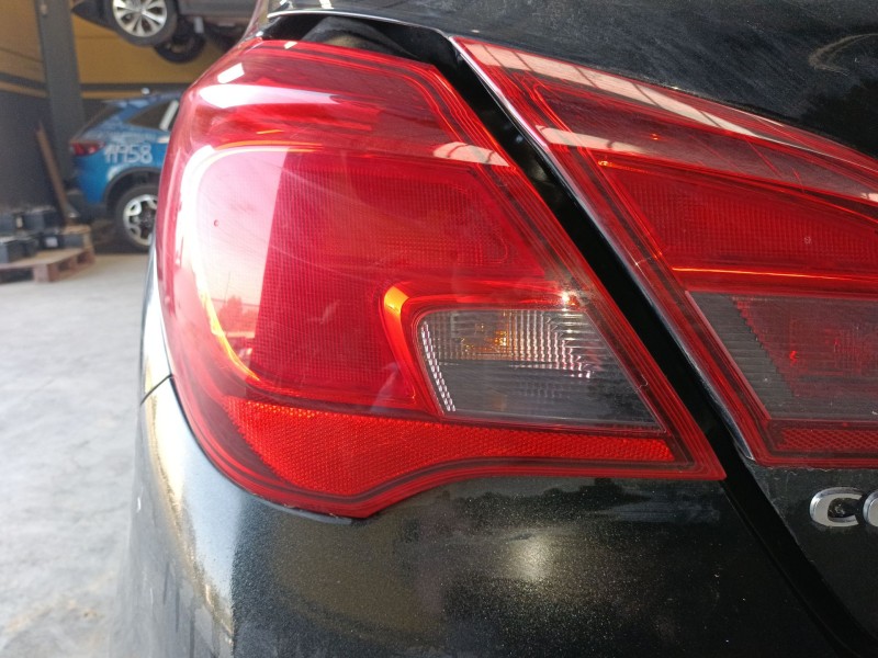 Recambio de piloto trasero izquierdo para opel corsa e (x15) 1.4 (08, 68) referencia OEM IAM   