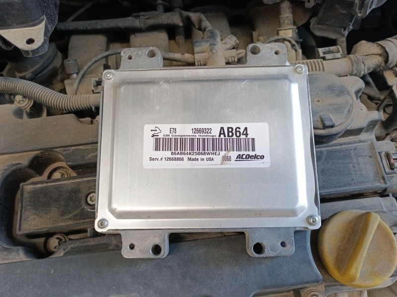 Recambio de centralita motor uce para opel corsa e (x15) 1.4 (08, 68) referencia OEM IAM 12660322  