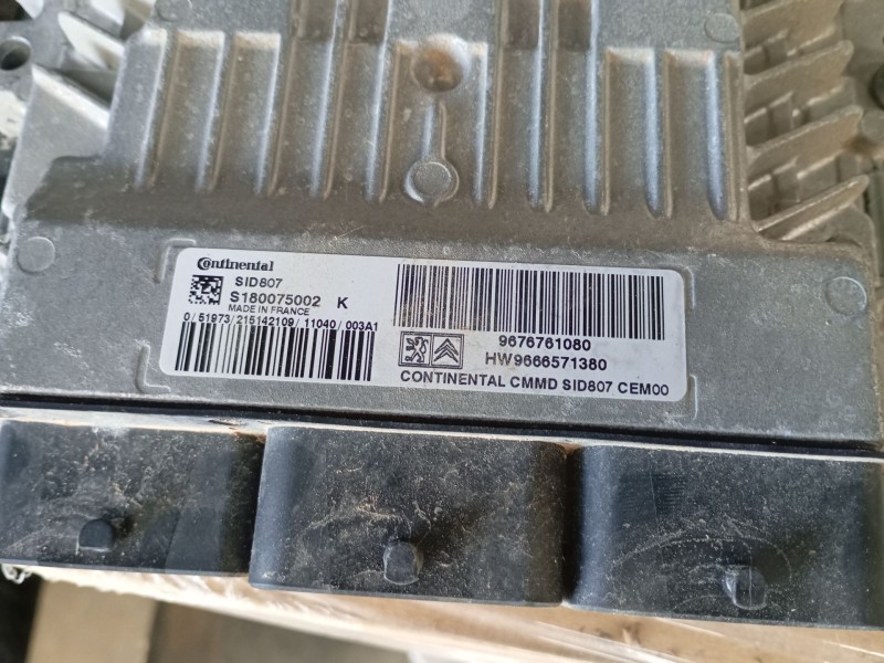 Recambio de centralita motor uce para peugeot 5008 (0u_, 0e_) 1.6 hdi referencia OEM IAM 9676761080  