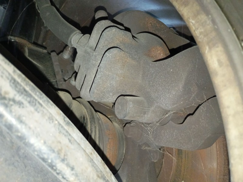 Recambio de pinza freno delantera izquierda para peugeot 5008 (0u_, 0e_) 1.6 hdi referencia OEM IAM   