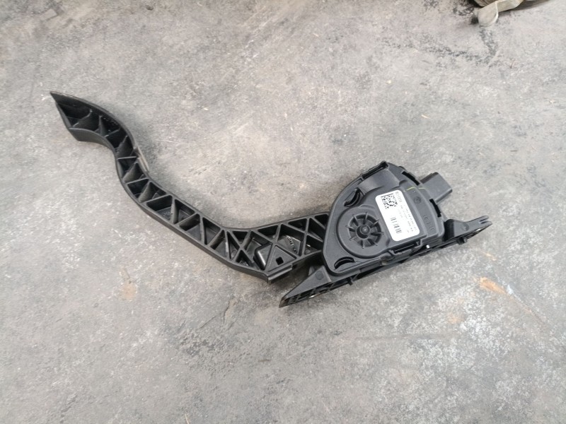Recambio de pedal acelerador para ford tourneo connect / grand tourneo connect v408 monospace 1.6 tdci referencia OEM IAM   