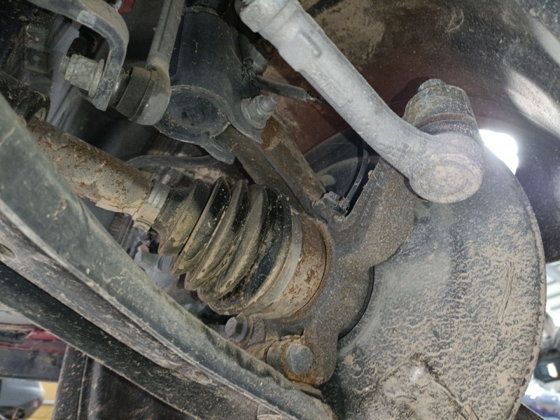 Recambio de mangueta delantera derecha para ford ecosport 1.0 ecoboost referencia OEM IAM   