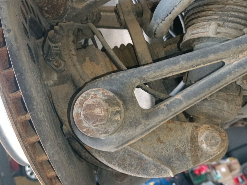 Recambio de mangueta trasera izquierda para audi q7 (4lb) 3.0 tdi quattro referencia OEM IAM   