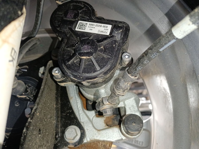 Recambio de pinza freno trasera derecha para ford focus iv (hn) 1.5 ecoblue referencia OEM IAM NX61-2D250-BEB  