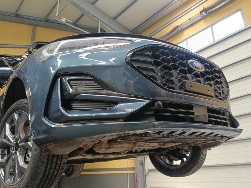 Recambio de paragolpes delantero para ford focus iv (hn) 1.5 ecoblue referencia OEM IAM   