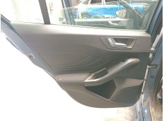 Recambio de guarnecido puerta trasera izquierda para ford focus iv (hn) 1.5 ecoblue referencia OEM IAM   