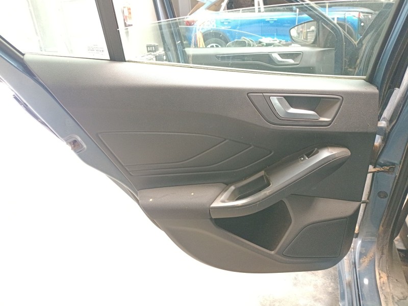 Recambio de guarnecido puerta trasera izquierda para ford focus iv (hn) 1.5 ecoblue referencia OEM IAM   