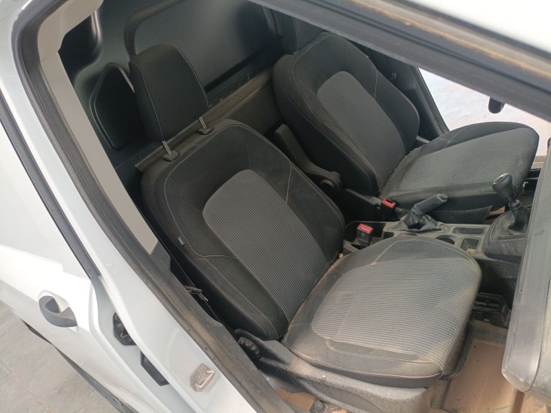 ford transit courier del año 2024
